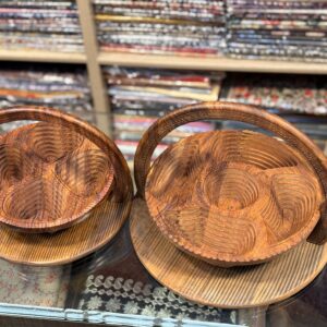 wooden candy/dry fruit jar